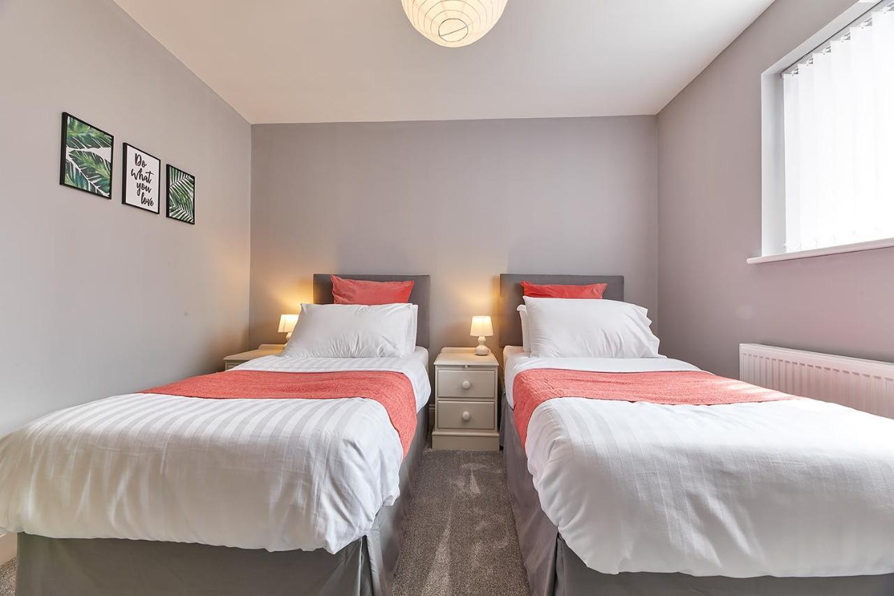 Host & Stay - Sea Breeze آمبل المظهر الخارجي الصورة